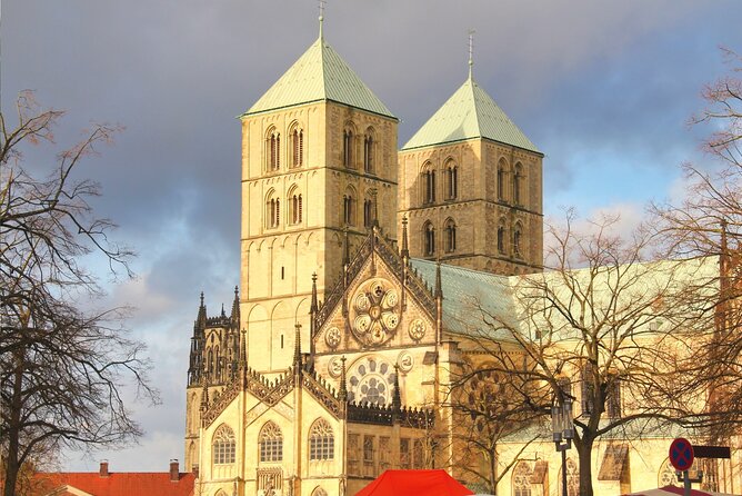 Münster Scavenger Hunt and Sights Self-Guided Tour - St. Paulus Dom and the Main Sights