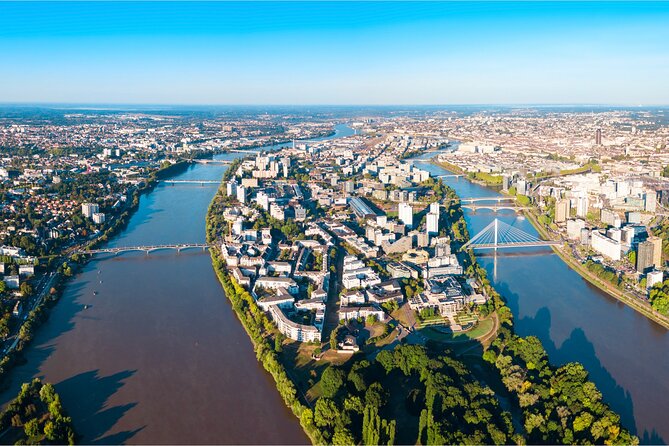 Nantes Scavenger Hunt and Highlights Self-Guided Tour - How the Clue-Based Route Works