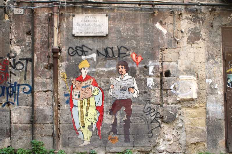 Naples: Family Mythology Treasure Hunt w/ Food Stop - Via Duomo and Pio Monte della Misericordia