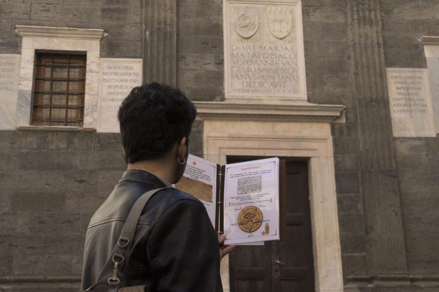 Naples: The Path of the Immortals Treasure Hunt Walking Tour - Rain, footwear, and the practical side of the walk
