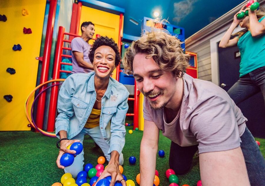 Nashville: 1-Hour Escape Room Adventure in Berry Hill - The final minutes are where the pressure shows