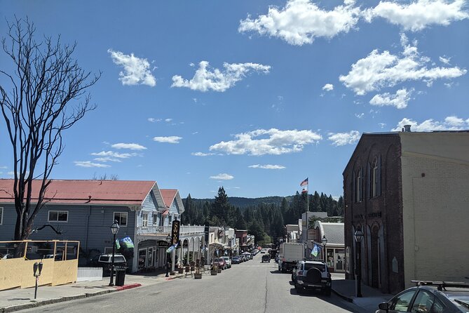 Nevada City Scavenger Hunt Walking Tour and Game - Nevada City City Hall and the town’s public face