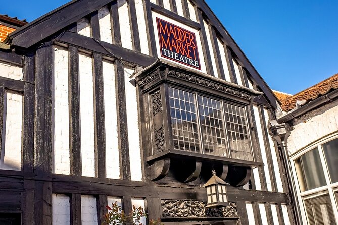 Norwich Self Guided Walking Tour and Interactive Treasure Hunt - Norwich Cathedral and a rebellion near the river