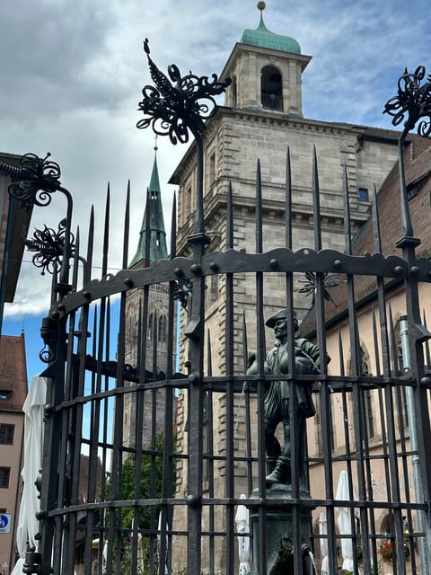 Nuremberg's Mystery Morning: Breakfast & Escape Game - Meeting Hektor and forming your team