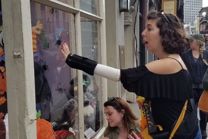 Nutty New Orleans Scavenger Hunt - Exploring the French Quarter Through Clues