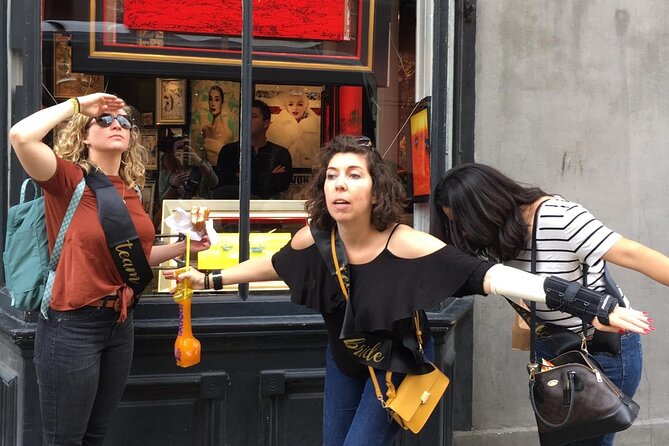 Nutty New Orleans Scavenger Hunt - A Game for Families, Dogs, and Group Events