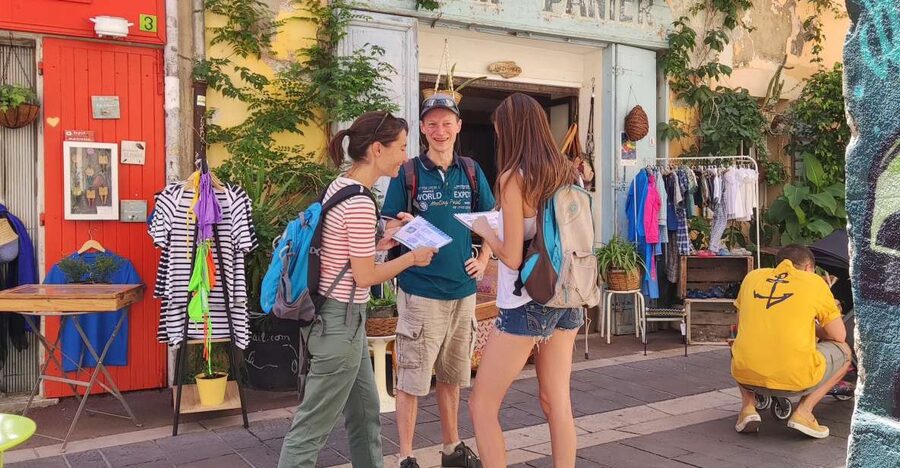 "Old Marseille" district tour and treasure hunt - Price, Languages, and Practical Value