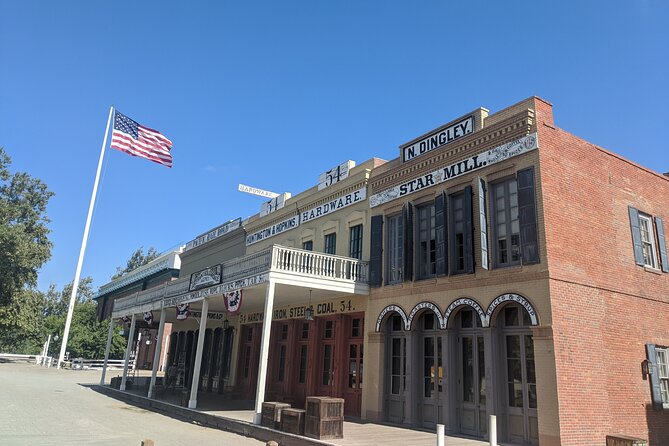 Old Sacramento Scavenger Hunt Walking Tour and Game - A playful way to get oriented in Old Sacramento