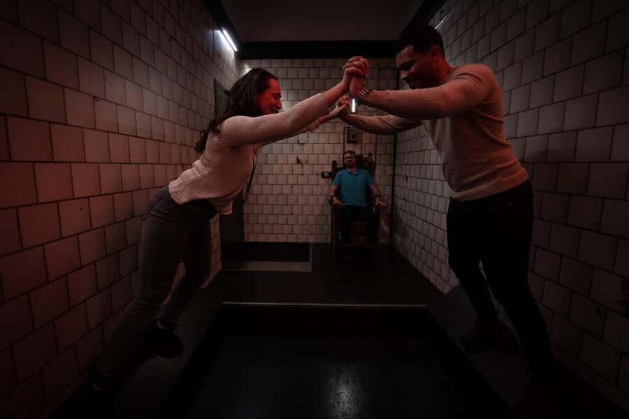 Oslo: Prison Island Adventure Escape Game - Teamwork matters more than raw cleverness