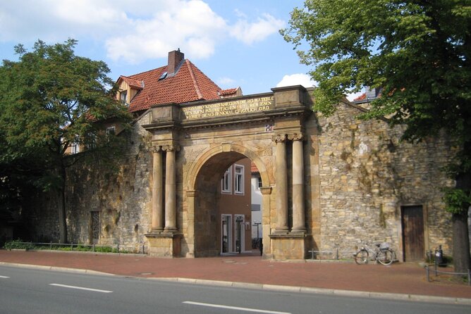 Osnabrück Scavenger Hunt and Sights Self-Guided Tour - A city walk with a little friendly rivalry