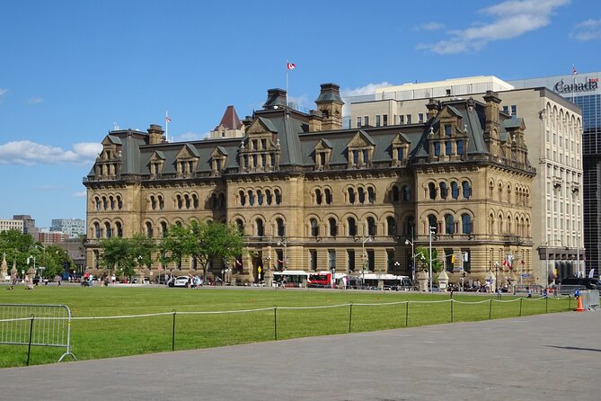 Ottawa Self Guided Walking Tour And Scavenger Hunt - Key points to know before you go