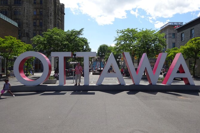 Ottawa Self Guided Walking Tour And Scavenger Hunt - Parliament, the Centennial Flame, and Sir Wilfrid Laurier