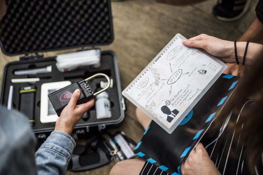 Outdoor Escape Game with Augmented Reality trough Zurich - Starting at Predigerplatz in Zurich’s old town