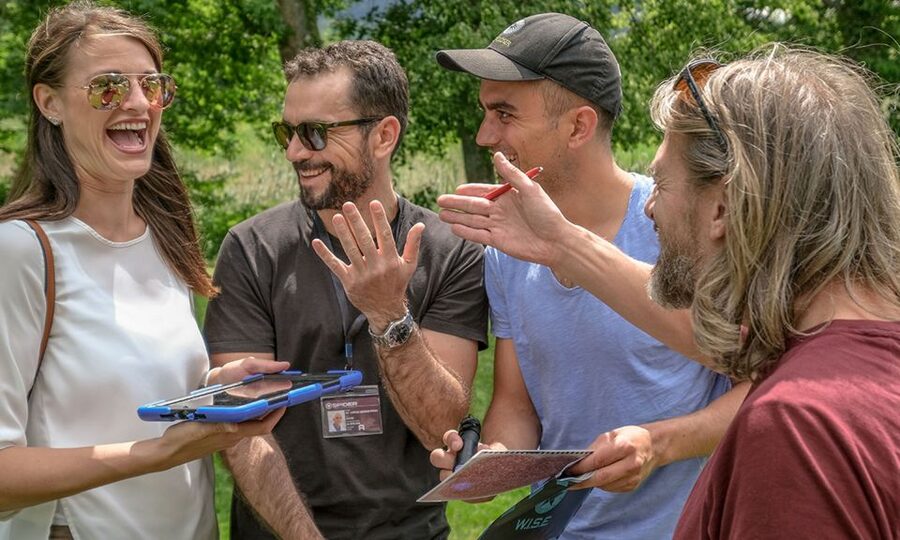 Outdoor Escape Game with Augmented Reality trough Zurich - Languages, practical planning, and the finish