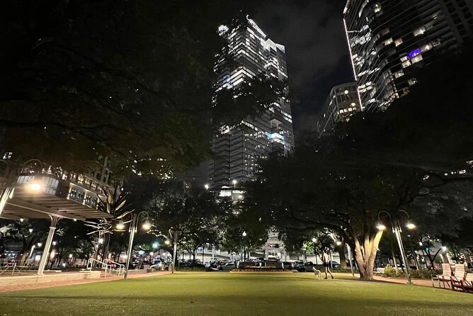 Outdoor Escape Room in Houston - Downtown - How the Physical Box and App Work Together