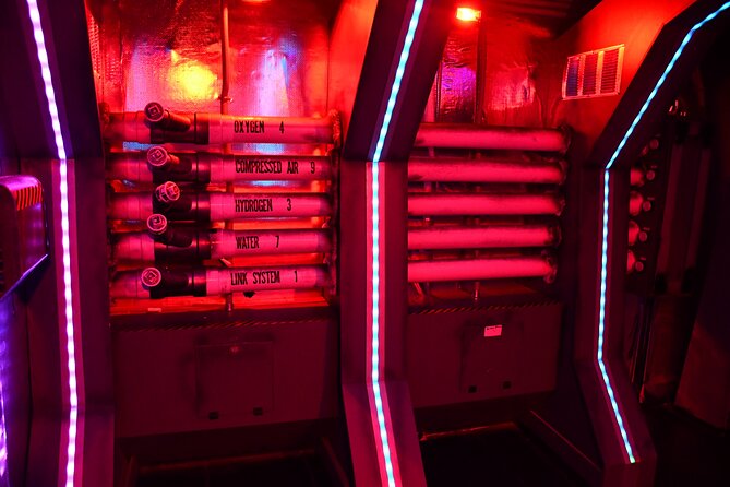 Outer Space One Hour Escape Game - The first 15 minutes: getting ready for the mission