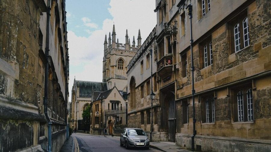 Oxford: City Tour & Exploration Game - What to pack and how to prepare