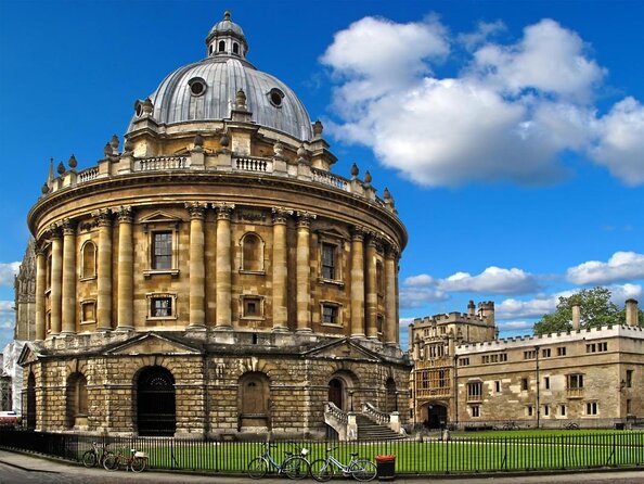 Oxford’s Famous Alumni: Self-Guided Story Puzzle Walk - Key points at a glance