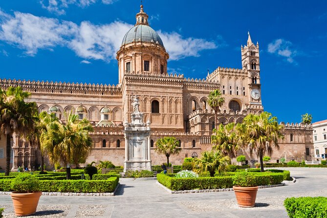 Palermo Scavenger Hunt and Highlights Self Guided Audio Tour - Teatro Massimo is the route’s grand finale
