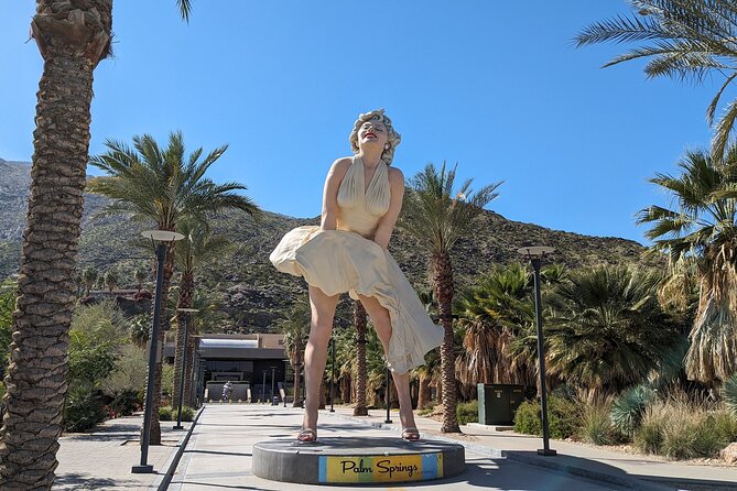 Palm Springs Scavenger Hunt Walking Activity and Game - Starting near Palm Springs’ museum district