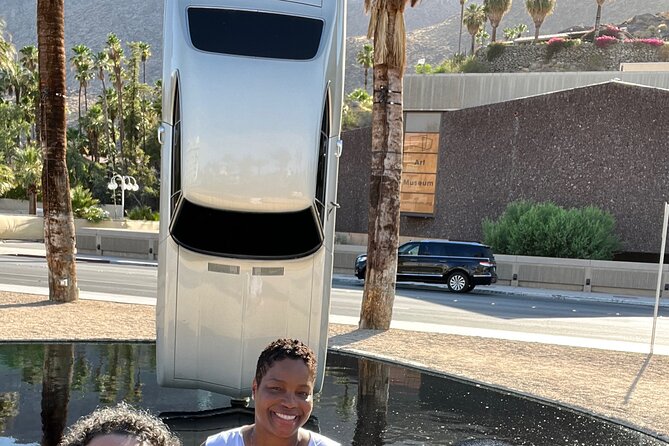 Palm Springs Shuffle Scavenger Hunt - Starting at Café La Jefa on North Palm Canyon Drive