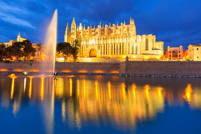 Palma de Mallorca Self-Guided Scavenger Hunt and Tour - Reial Convent de Sant Francesc