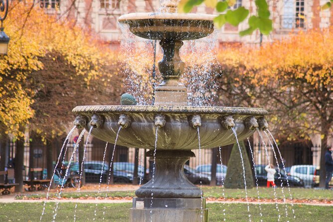Paris (Marais District) Scavenger Hunt and Self-Guided Tour - Hôtel de Sens and the Less Obvious Corners