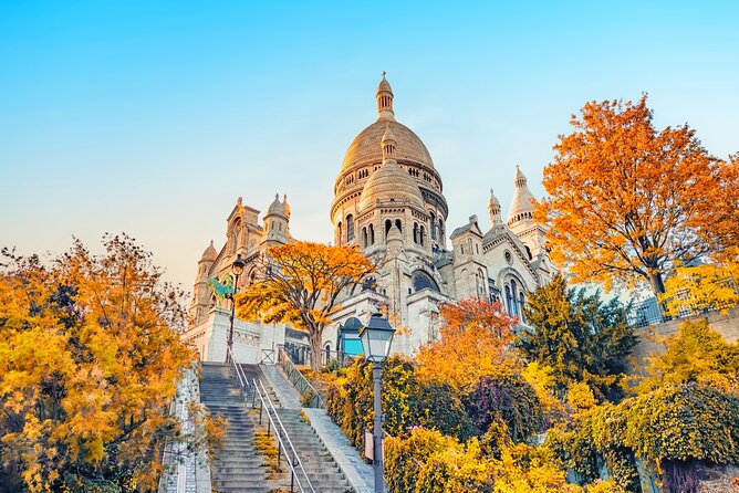 Paris (Montmartre) Scavenger Hunt and Sights Self-Guided Tour - Finding the words at Mur des Je t’aime