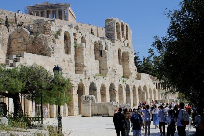 Percy & Medusa: Family Mythology Treasure Hunt & Tour - Starting at Hadrian’s Arch and the Temple of Olympian Zeus