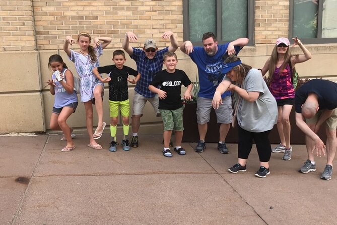 Phoenix City Scavenger Hunt by Wacky Walks - The Remote Host and the Group Experience
