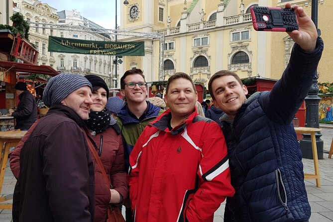 Private City Discovery walk - Historical Treasure hunt - Starting at Michaelerplatz with a smartphone guide