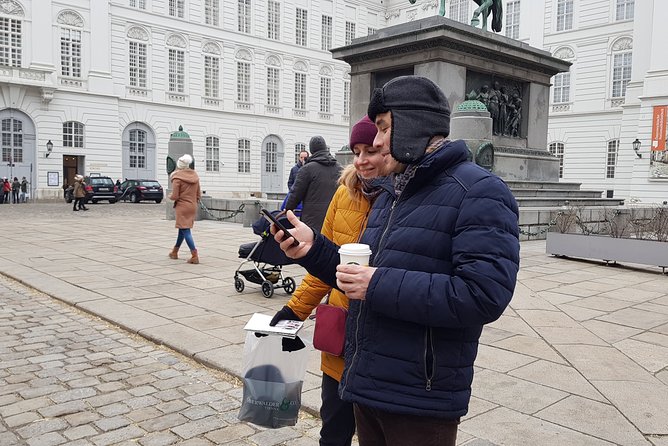 Private City Discovery walk - Historical Treasure hunt - Family, friends, and company groups