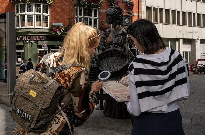 Private Dublin Treasure Hunt Self Guided Tour - Dublin streets, monuments, and puzzle stops