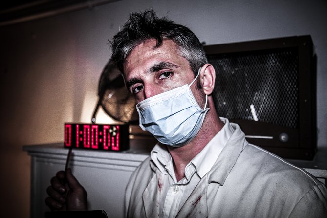 Private Escape Room with a Zombie in London - What happens before the door closes
