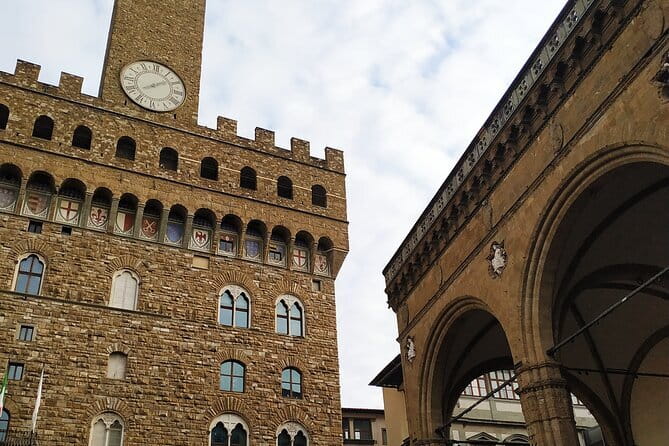 Private Kids Treasure Hunt in Palazzo Vecchio. Timed entry! - How the four senses shape the palace visit
