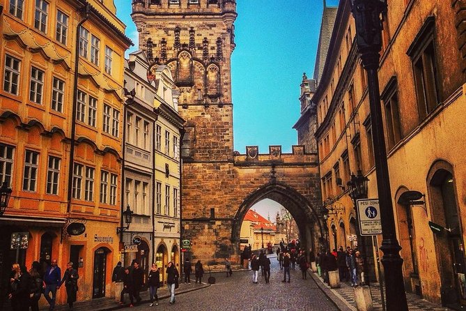 Private Lesser Town tour - Historical Treasure Hunt - Meeting several Václavs across Prague