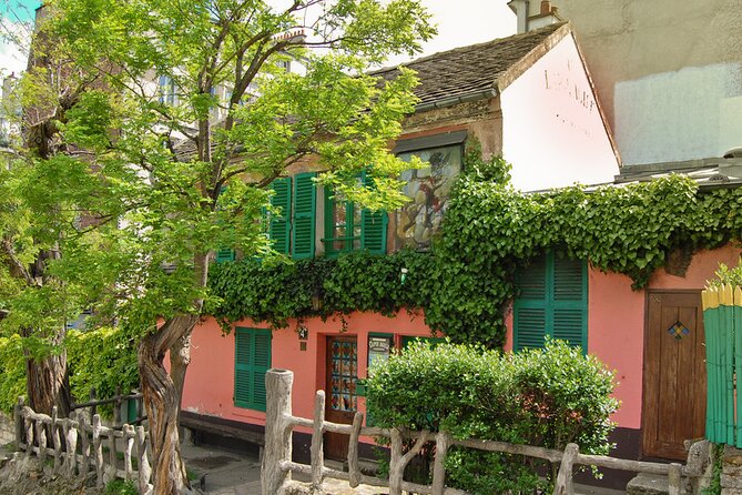 Private Scavenger Hunt in Montmartre - Price and value for a private group