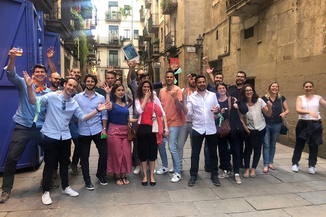Private Treasure Hunt The Explorer | Guided, fun & 100% Offline | Xventura - Plaça Reial and the First Big Clues