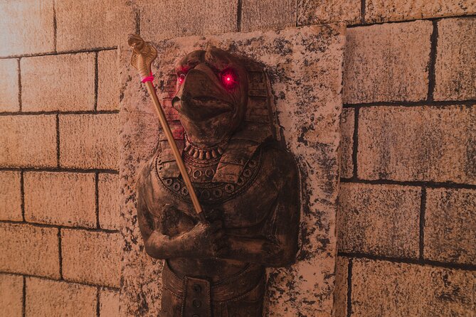 Private Tutankhamun's Tomb Live Escape Room in Berlin - How the MyStar auto-help system changes the game