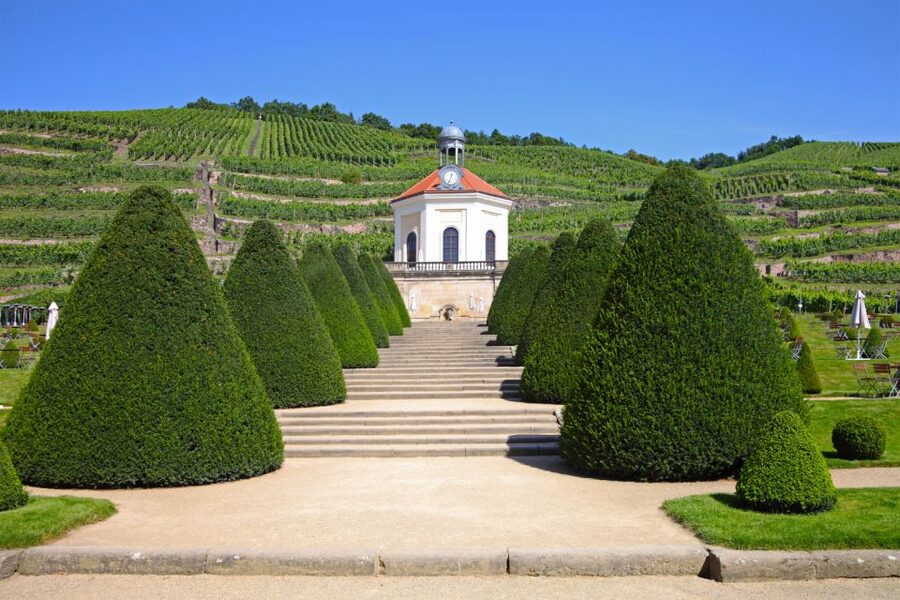 Radebeul: Scavenger Hunt Self Guided Tour - The Karl-May-Museum and the Lössnitzdackel