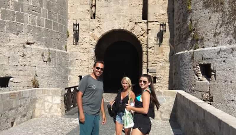 Rhodes: Private Medieval City Treasure Hunt with Food Stop - How the guide supports the game