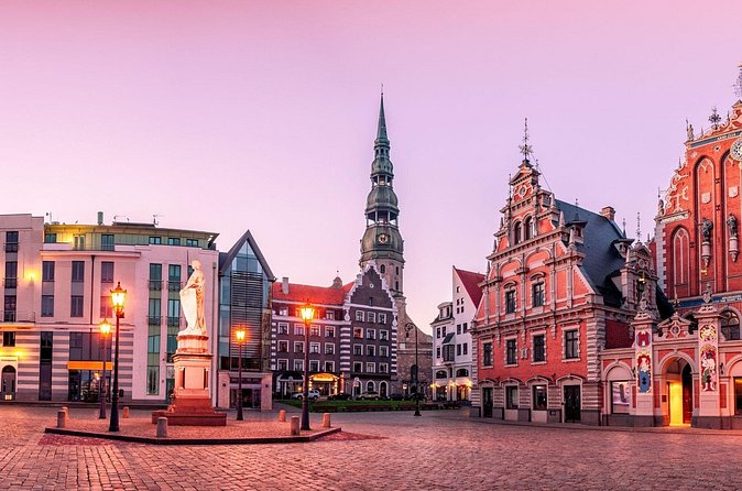Riga Scavenger Hunt and Highlights Self Guided Audio Tour - Swedish Gate and the Three Brothers
