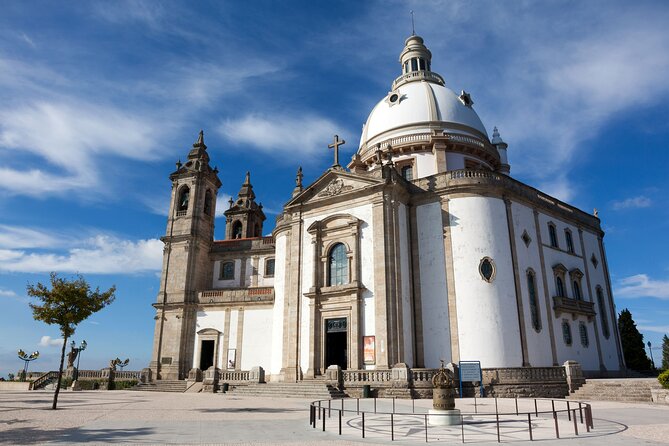 Roman Heritage of Braga: Self-Guided Puzzle Adventure - Largo de Santiago and Largo de São Paulo