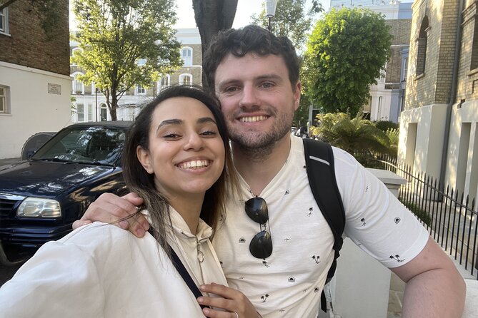Romantic Notting Hill: Self-Guided Love Story Puzzle Walk - Lansdowne Crescent and Rosmead Road