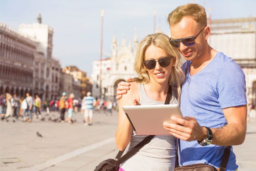 Rome: Scavenger Hunt Self-Guided Tour - Trevi Fountain and the coin tradition