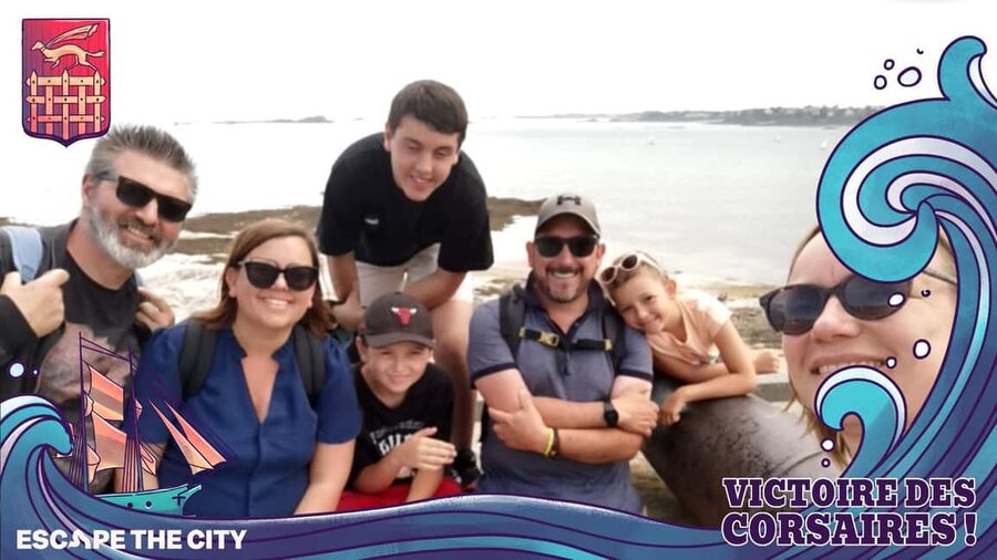 Saint-Malo: Outdoor Escape Game - In the wake of the Corsair - Starting at Porte Saint-Vincent with a corsair choice