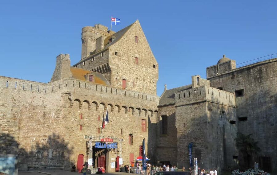 Saint-Malo: Outdoor Escape Game - In the wake of the Corsair - What the puzzles add to the city visit