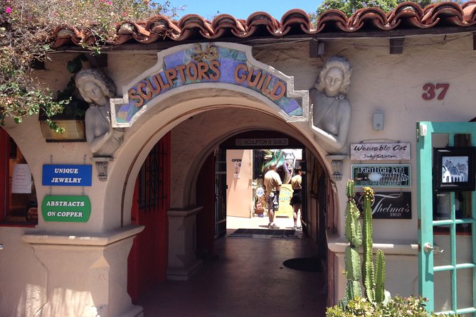 San Diego Balboa Park Scavenger Hunt Adventure - Stop Five: Veterans Museum & Memorial Center