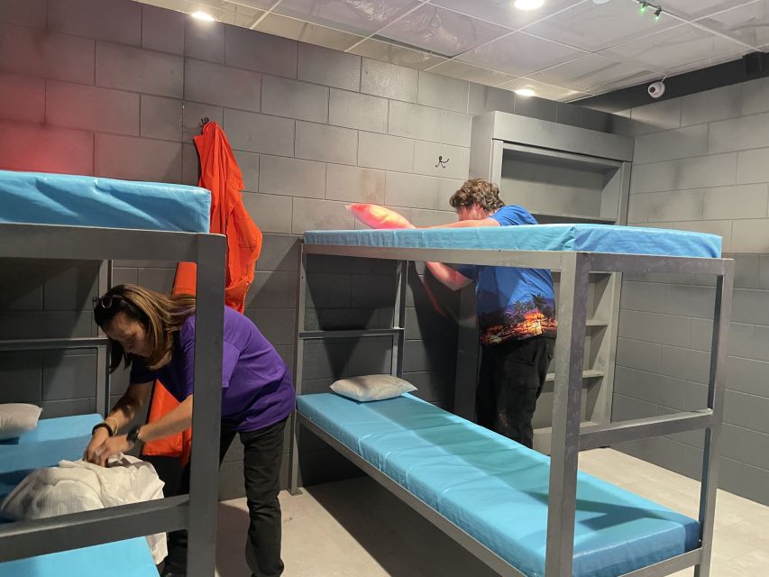 San Francisco: "Escape the Rock" Escape Room Ticket - Age rules and family fit