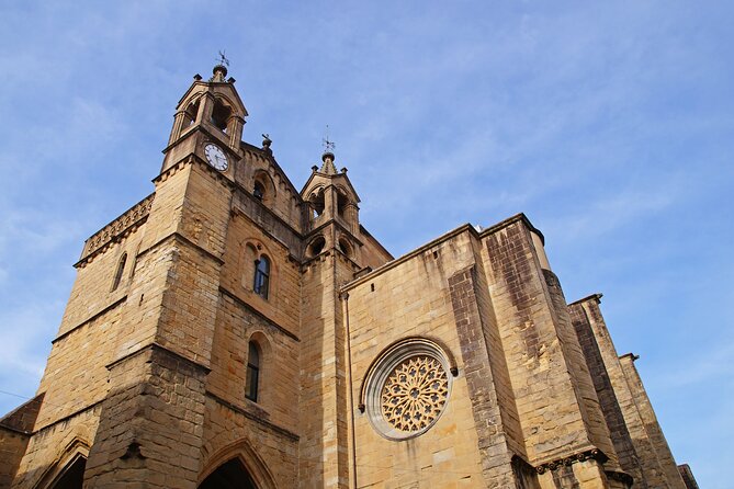San Sebastian: Old Town Exploration Game and Tour - Starting at Boulevard Kiosk and Bretxa Market